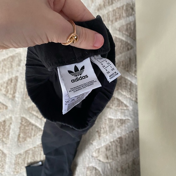 Black adidas leggings - Picture 4 of 4